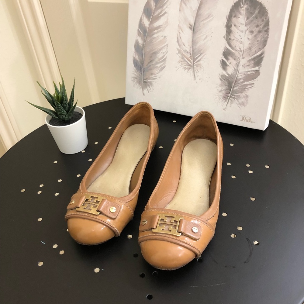Tan Tory Burch Flats